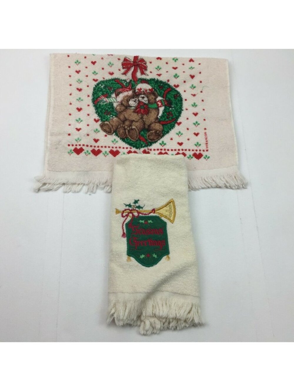 Christmas Hand Tea Kitchen Towels White Fringed Set of 2 Bears Seasons Greetings
